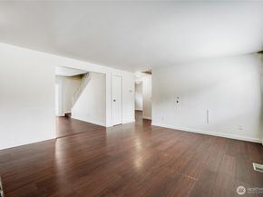 21004 NE 91st Street, Redmond WA 98053