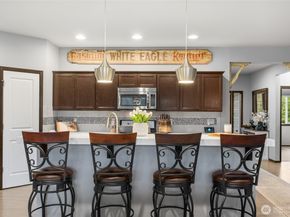 1402 S Machias Road, Snohomish WA 98290