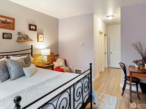12712 Admiralty Way E203, Everett WA 98204