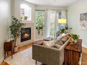 12712 Admiralty Way E203, Everett WA 98204