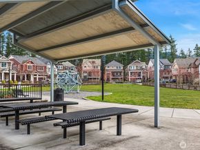 474 5th Avenue NE, Issaquah WA 98029