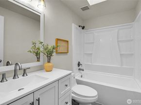 12907 113th Place NE, Kirkland WA 98034
