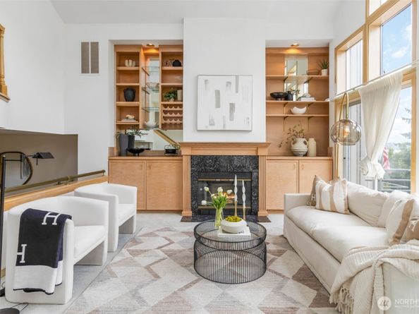 10135 NE 64th Street A, Kirkland WA 98033