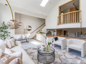 10135 NE 64th Street A, Kirkland WA 98033