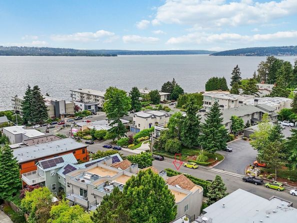 10135 NE 64th Street A, Kirkland WA 98033
