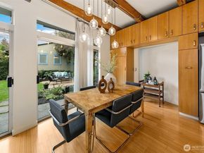 2411 4th Avenue W, Seattle WA 98119