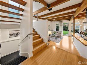 2411 4th Avenue W, Seattle WA 98119