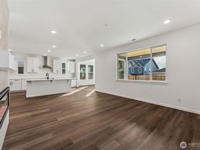 4140 SW Muller Way 320, Port Orchard WA 98367