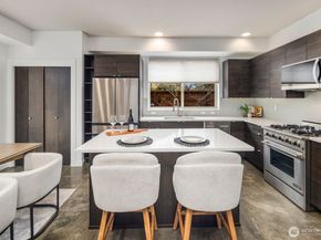 3955 SW Oregon Street, Seattle WA 98116