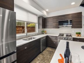 3955 SW Oregon Street, Seattle WA 98116