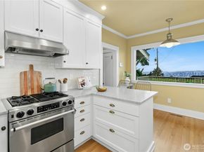 110 Smith Street, Seattle WA 98109