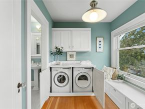 110 Smith Street, Seattle WA 98109