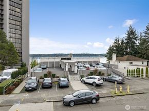 1600 43rd Avenue E 211, Seattle WA 98112