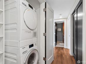 1600 43rd Avenue E 211, Seattle WA 98112