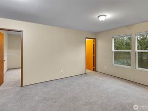 831 SW 364th Place, Federal Way WA 98023