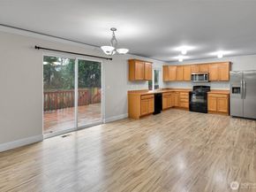 831 SW 364th Place, Federal Way WA 98023