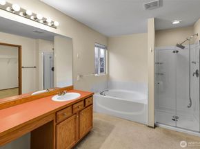 831 SW 364th Place, Federal Way WA 98023