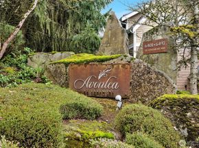 6441 SE Cougar Mountain Way, Bellevue WA 98006