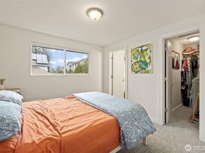 215 Hubbard Road, Lynnwood WA 98036