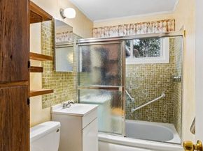 23906 60th Avenue W, Mountlake Terrace WA 98043