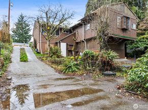 23906 60th Avenue W, Mountlake Terrace WA 98043