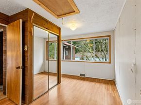 23906 60th Avenue W, Mountlake Terrace WA 98043