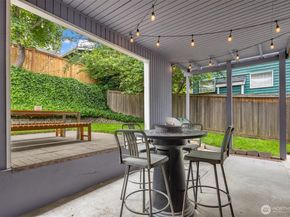 325 23rd Avenue E, Seattle WA 98112