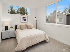 18011 2nd Avenue NE A, Shoreline WA 98155