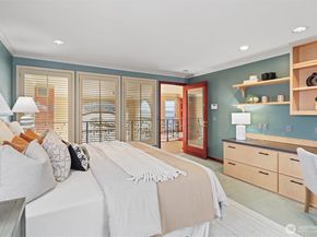 4701 NE Shore Place, Lake Forest Park WA 98155