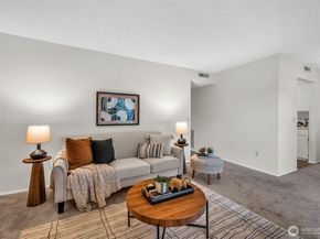 14010 Juanita Drive NE SB4, Kirkland WA 98034