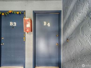 14010 Juanita Drive NE SB4, Kirkland WA 98034