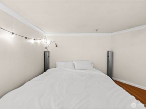 621 5th Avenue N 102, Seattle WA 98109