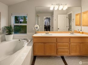 12339 Clubhouse Lane, Mukilteo WA 98275