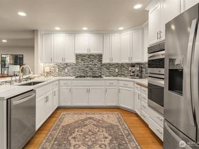 12339 Clubhouse Lane, Mukilteo WA 98275