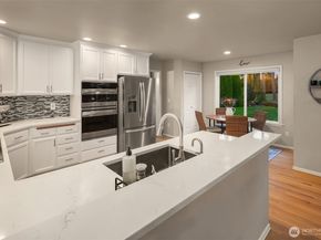 12339 Clubhouse Lane, Mukilteo WA 98275