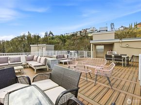 559 McGraw Street 201, Seattle WA 98109