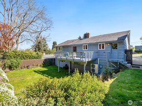 2532 NE 108th Place, Seattle WA 98125