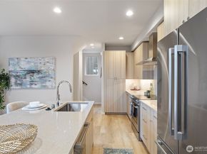 1129 NW 58th Street B, Seattle WA 98107