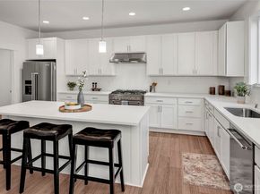 10668 SE 170th Place, Renton WA 98055