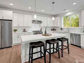 10668 SE 170th Place, Renton WA 98055