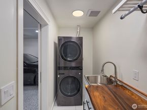 23115 15 Avenue SE D1, Bothell WA 98021