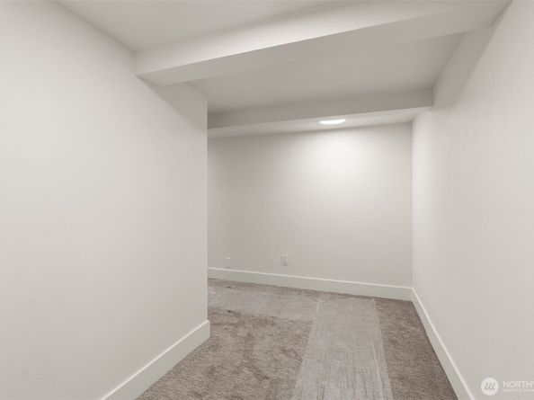 742 N 104th Street, Seattle WA 98133