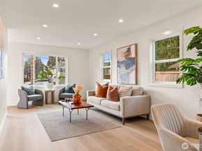 742 N 104th Street, Seattle WA 98133