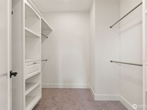 742 N 104th Street, Seattle WA 98133
