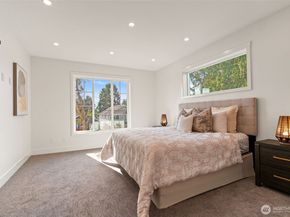 742 N 104th Street, Seattle WA 98133