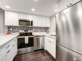 8019 196th Street SW C4, Edmonds WA 98026