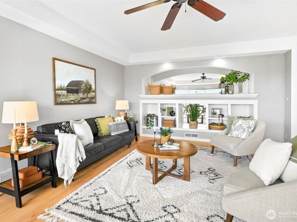 2031 71st Avenue SE, Lake Stevens WA 98258