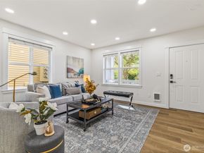 6318 SW 31st Avenue, Seattle WA 98126