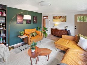 23716 Locust Way, Bothell WA 98021