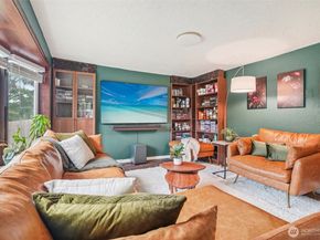 23716 Locust Way, Bothell WA 98021